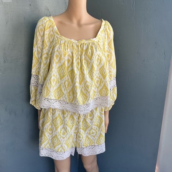 Calligraphie Yellow and White Boho Top & Shorts Set - Picture 1 of 12